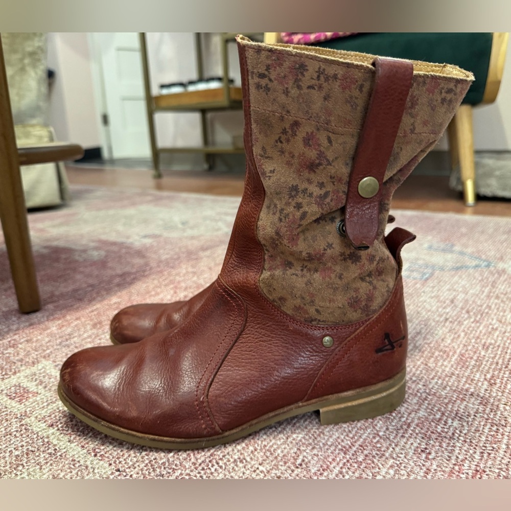 J. Shoes Anthropologie floral leather suede and calfskin boots size 39